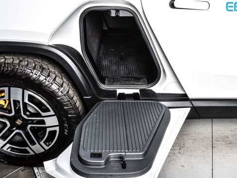 Used 2022 Rivian R1T Adventure AWD/4WD image 20