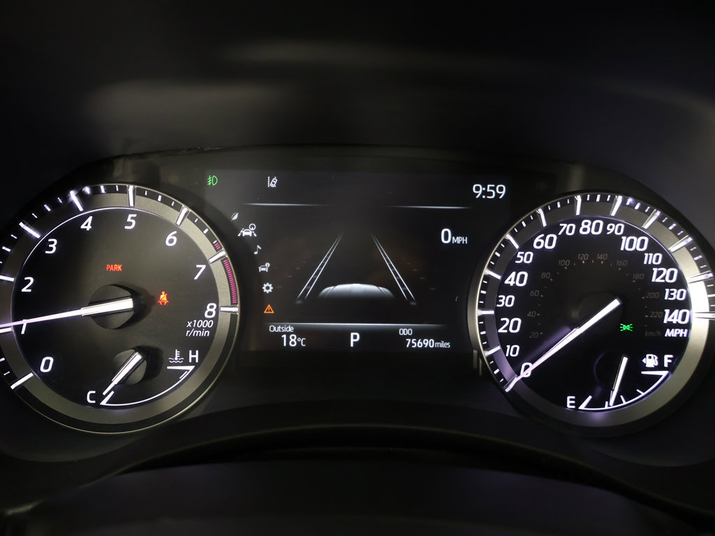 Used 2021 Toyota Highlander XSE AWD/4WD image 45