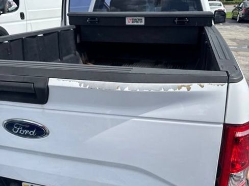 Used 2017 Ford F150 XL w/ Equipment Group 101A Mid RWD image 3
