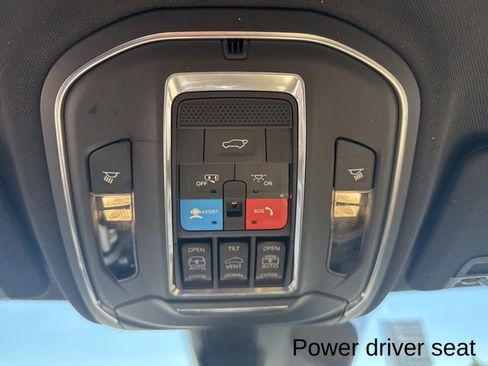 Used 2023 Jeep Grand Cherokee L Limited AWD/4WD image 36