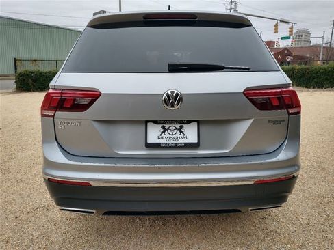 Used 2020 Volkswagen Tiguan SE image 12