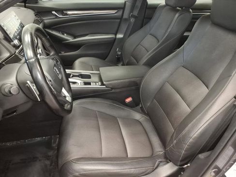 Used 2019 Honda Accord Sport image 11