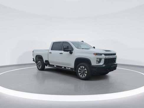 Used 2023 Chevrolet Silverado 2500 Custom w/ Custom Value Package AWD/4WD image 2