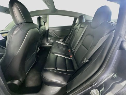 Used 2020 Tesla Model 3 Standard Range Plus RWD image 29
