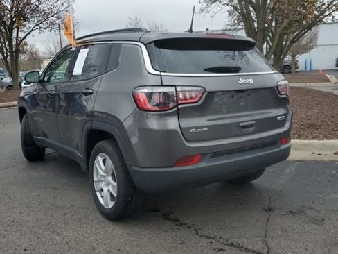 Certified 2022 Jeep Compass Latitude w/ Convenience Group image 2