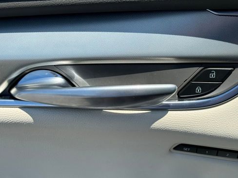 Used 2021 Cadillac XT5 Premium Luxury FWD image 16