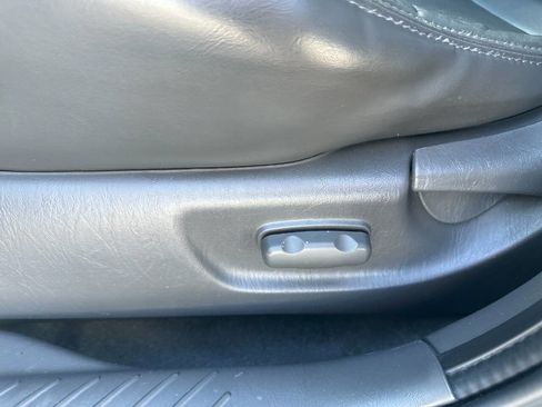 Used 2003 MAZDA Tribute ES image 17