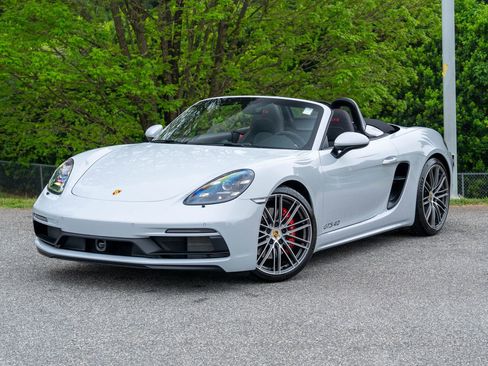 Certified 2025 Porsche 718 Boxster GTS RWD image 1