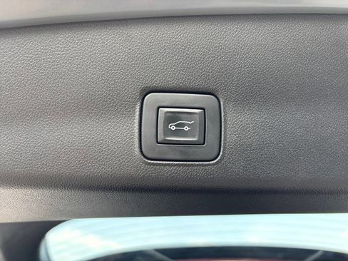 Used 2021 Chevrolet TrailBlazer ACTIV w/ Sun and Liftgate Package image 31