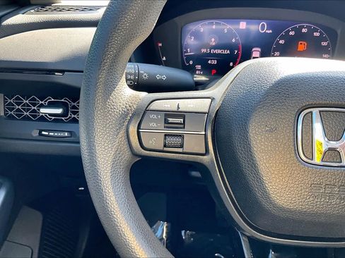 Used 2024 Honda Accord EX image 22