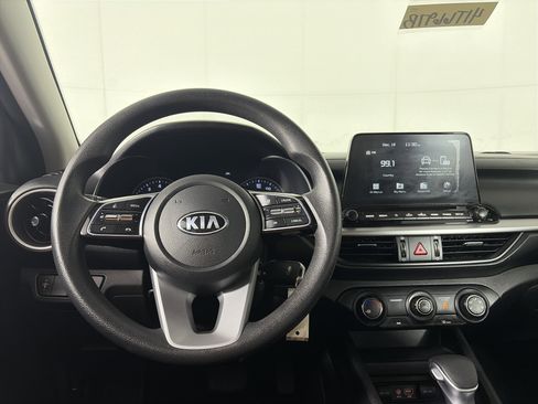 Used 2021 Kia Forte LXS image 13