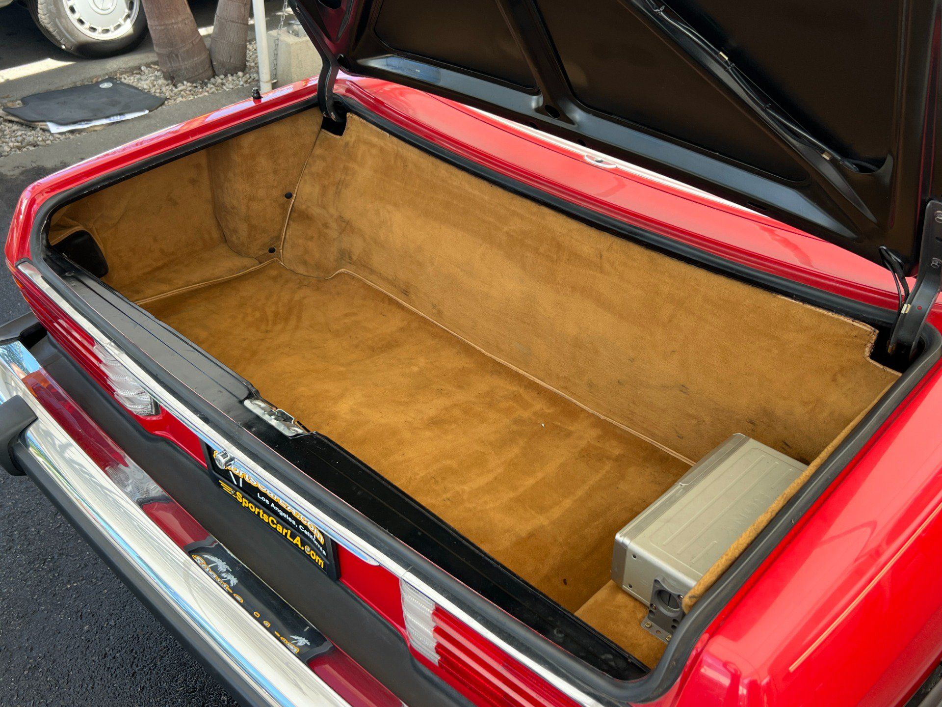 Used 1987 Mercedes-Benz 560 SL image 33