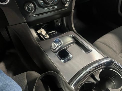 Used 2014 Dodge Charger SXT RWD image 29