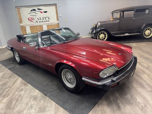 Used 1992 Jaguar XJS V12 Convertible RWD image 2