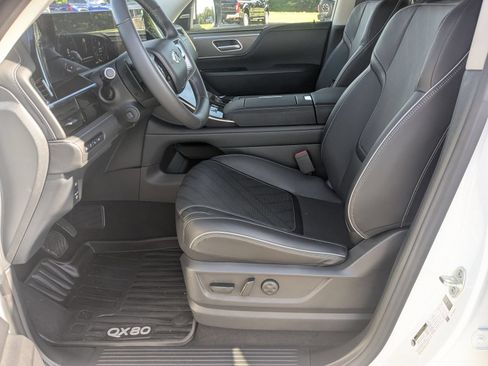 Used 2025 INFINITI QX80 Luxe AWD/4WD image 13