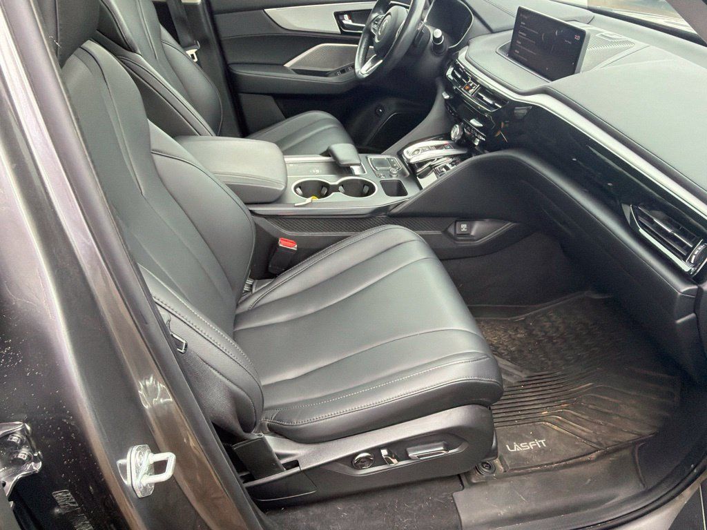 Used 2023 Acura MDX SH-AWD image 8