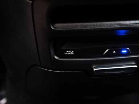 Used 2018 Chrysler Pacifica Touring-L Plus w/ Advanced Safetytec Group FWD image 28