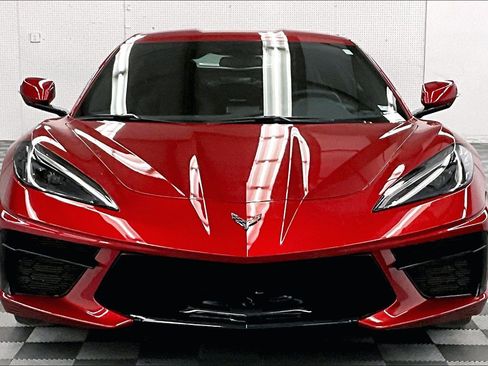 Used 2021 Chevrolet Corvette Stingray Coupe w/ 1LT RWD image 4