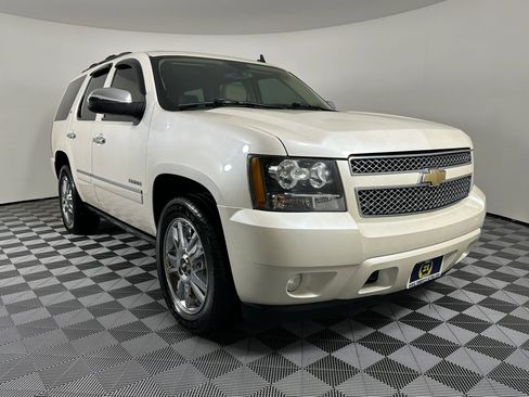 Used 2010 Chevrolet Tahoe LTZ image 7