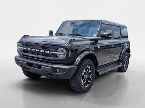 Used 2025 Ford Bronco Outer Banks AWD/4WD image 5