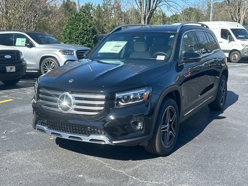 New 2026 Mercedes-Benz GLB 250 image 3