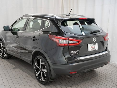 Used 2022 Nissan Rogue Sport SL image 4