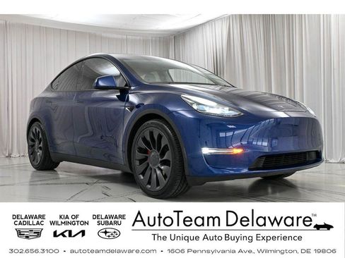 Used 2023 Tesla Model Y Performance AWD/4WD image 1