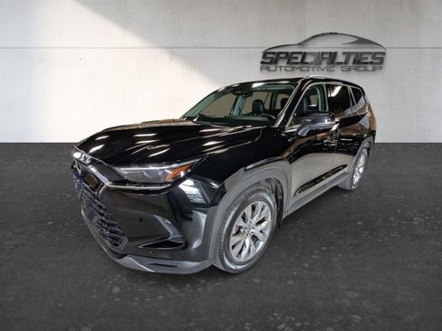 Used 2024 Toyota Grand Highlander AWD image 5