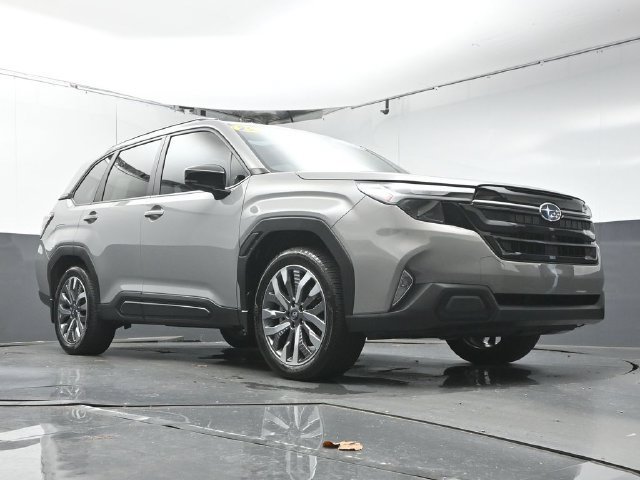 Certified 2025 Subaru Forester Touring w/ Popular Package - Touring AWD/4WD image 34