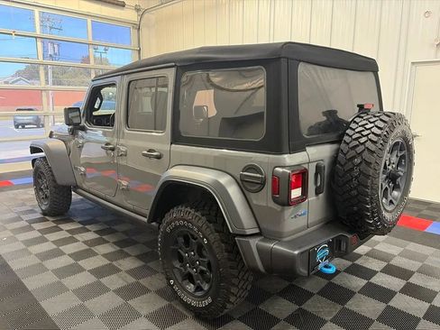 Used 2023 Jeep Wrangler Unlimited w/ Cold Weather Group AWD/4WD image 6