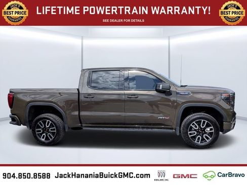 Used 2024 GMC Sierra 1500 AT4 w/ Technology Package AWD/4WD image 2