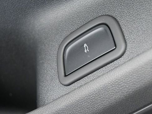 New 2026 Chevrolet Traverse LT w/ Midnight/Sport Edition image 37