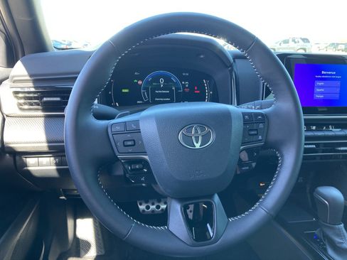 Certified 2026 Toyota Camry SE w/ Convenience Package image 11