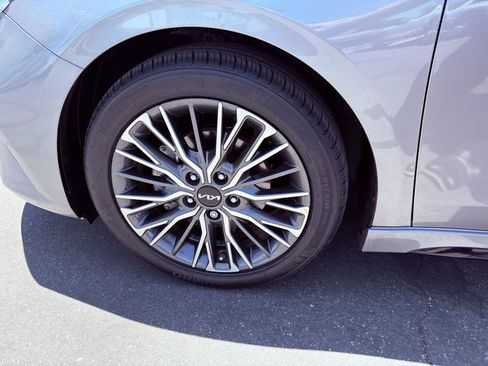 Used 2023 Kia Forte GT-Line w/ GT-Line Premium Package FWD image 39