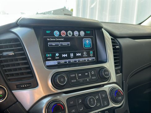 Used 2017 Chevrolet Tahoe LT w/ LT Signature Package AWD/4WD image 12