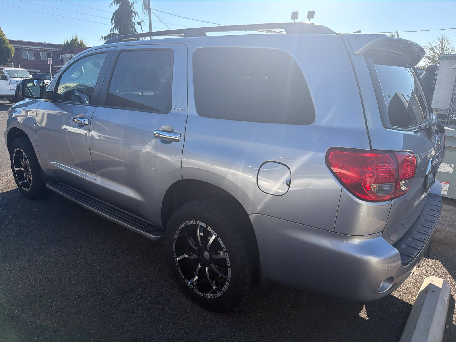 Used 2012 Toyota Sequoia Platinum AWD/4WD image 2