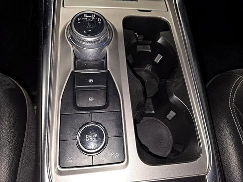 Used 2022 Ford Explorer Limited w/ Equipment Group 301A image 23