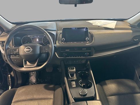 Used 2025 Nissan Rogue SV AWD/4WD image 30