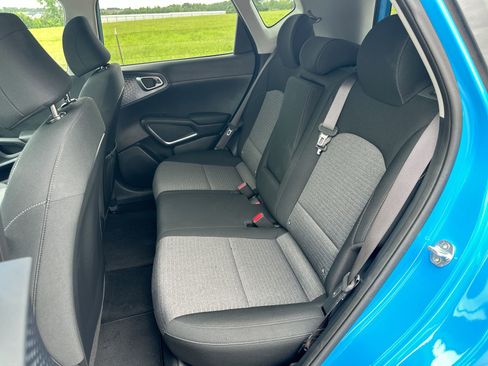 Used 2024 Kia Soul EX FWD image 24