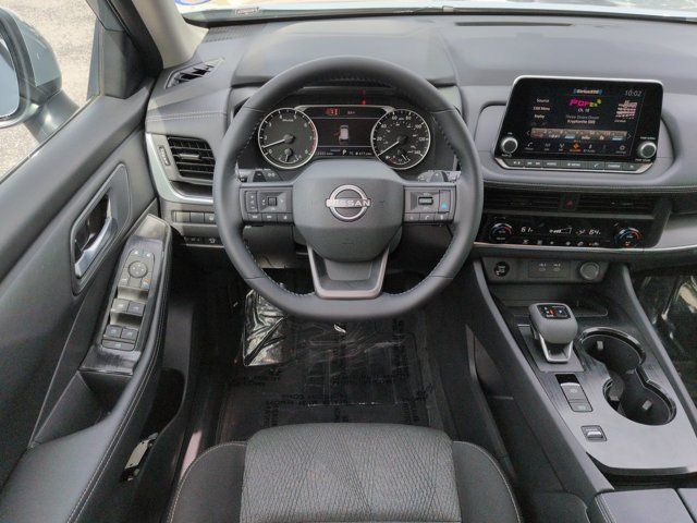 Certified 2026 Nissan Rogue SV FWD image 16