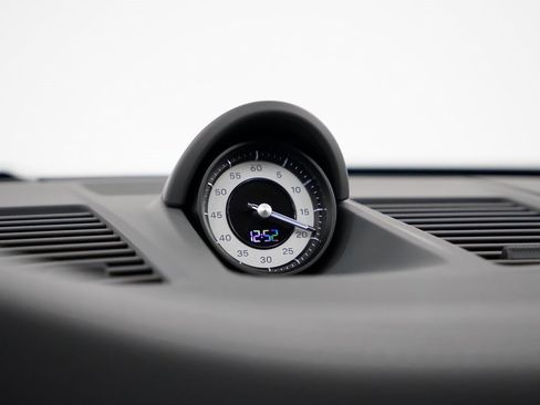 Certified 2026 Porsche 911 Carrera GTS image 27