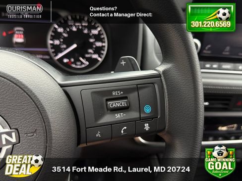 Used 2024 Nissan Rogue SV AWD/4WD image 30