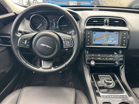 Used 2017 Jaguar XE RWD image 20