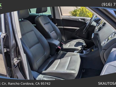 Used 2014 Volkswagen Tiguan S FWD image 28