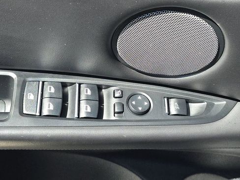 Used 2017 BMW X6 M AWD/4WD image 22