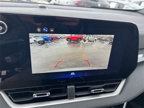 Certified 2026 Chevrolet Equinox LT image 21