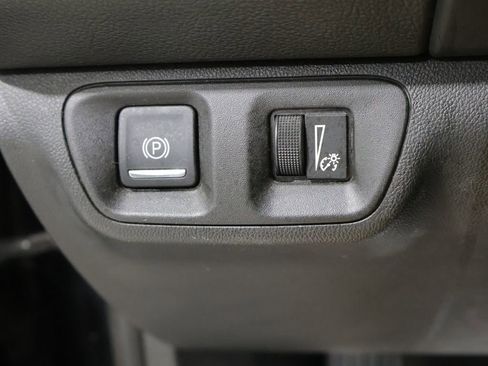 Used 2017 GMC Acadia SLT AWD/4WD image 31