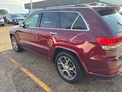 Used 2021 Jeep Grand Cherokee Overland AWD/4WD image 3