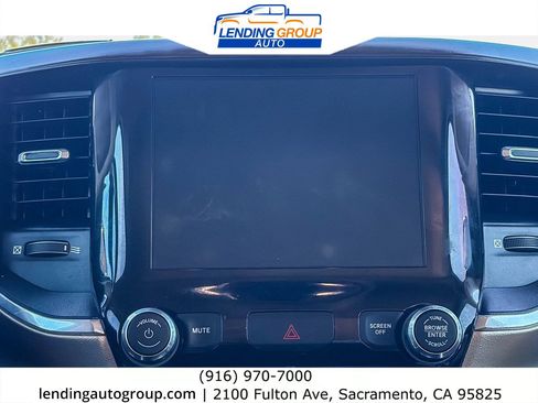 Used 2022 RAM 1500 Laramie AWD/4WD image 13