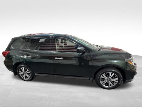 Used 2019 Nissan Pathfinder SL AWD/4WD image 9